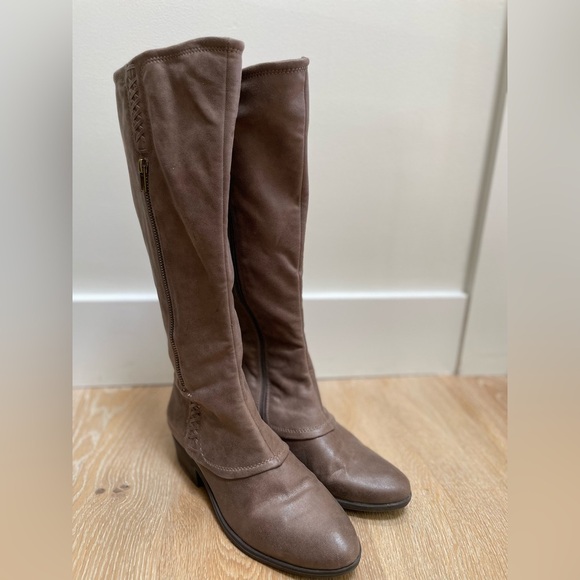 BareTraps Tall Riding Boots M Zipper Faux Leather Equestrian Wide Calf - Picture 3 of 8